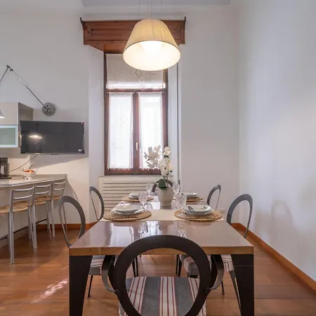 Residenza Storica Wi-fi Ac Vicino Al Mare アパート アンコーナ