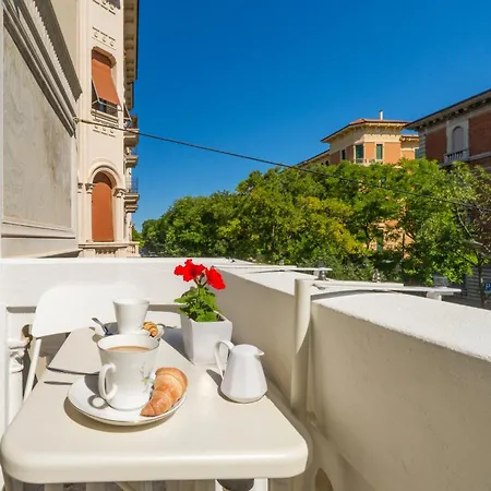 Residenza Storica Wi-fi Ac Vicino Al Mare * アンコーナ